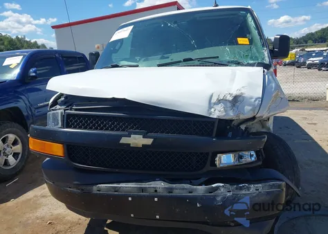 2019 Chevrolet Express G2500 from USA, damaged, VIN 1GCWGAFP3K1367116